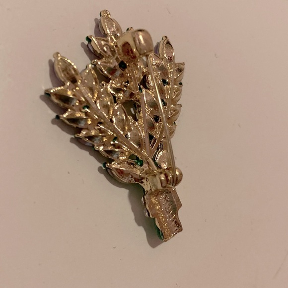 Lavender Brooch - Picture 3 of 5